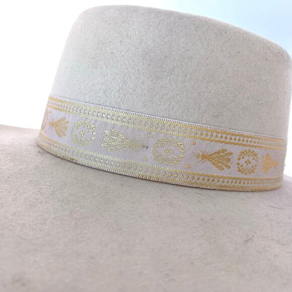 New Lack Of Color Juno Boater Hat Cream Australian Wool Small Gold Band Felt - Picture 5 of 10